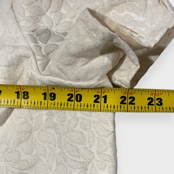 a.n.a Cropped Short Sleeve Jacket Womens Off White | Gold Thread | Size Large - Picture 7 of 10